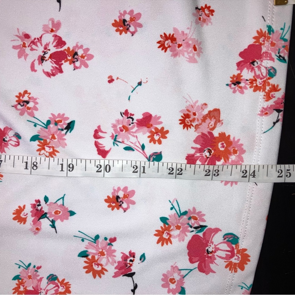 Calvin Klein Women’s XL sleeveless lightweight floral blouse - Picture 12 of 14